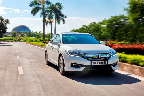 [Honda Odyssey] Trải nghiệm Honda Accord 2016 và Honda Odyssey mới 931