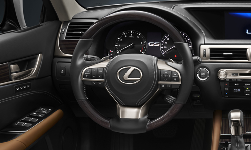 [Lexus GS200t]                          Lexus GS200t giá hơn 3 tỷ - thêm cá tính tại Việt Nam                                             2613