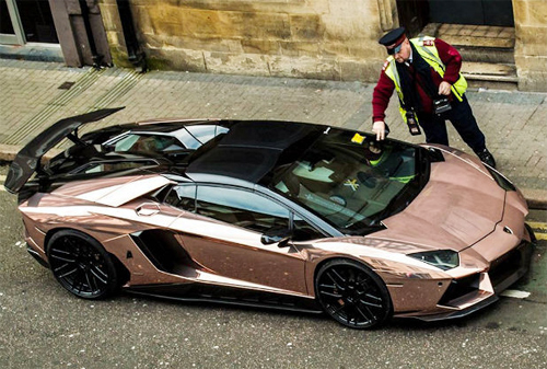 [Lamborghini]                          Đỗ xe kiểu đại gia                                             3558