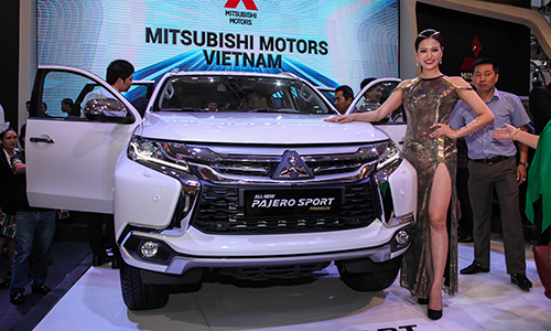 [Mitsubishi Pajero Sport Premium]                          Pajero Sport thế hệ mới giá từ 1,4 tỷ đồng tại Việt Nam                                             2747