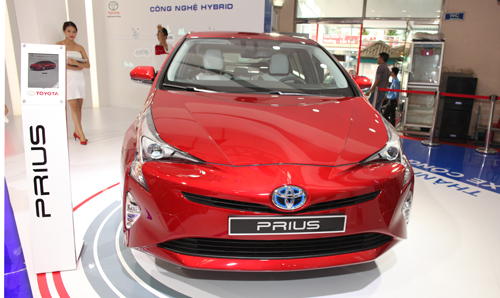 [Toyota Prius 2016]                          Toyota Prius hybrid 2016 có mặt tại Hà Nội                                             2695