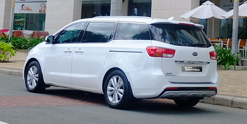 [Kia Sedona]                          Kia Sedona ưu đãi gần 150 triệu dịp cuối năm                                             4613