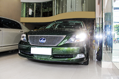 [Lexus]                          Lexus LS600hL mất giá 3 tỷ đồng sau 6 năm                                             4210