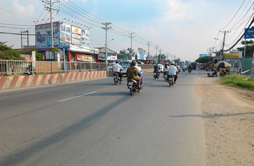 [ưu tiên]                          Những câu hỏi ít người biết về đường ưu tiên ở Việt Nam                                             4407