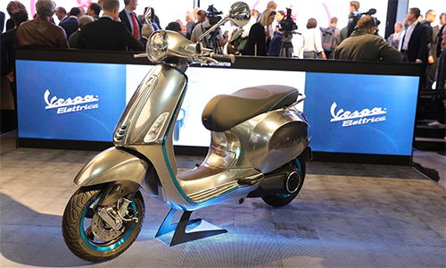 [Vespa Elettrica 2017]                          Elettrica 2017 - scooter điện đầu tiên của Vespa                                             4234