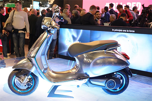 [Vespa Elettrica 2017]                          Elettrica 2017 - scooter điện đầu tiên của Vespa                                             4235