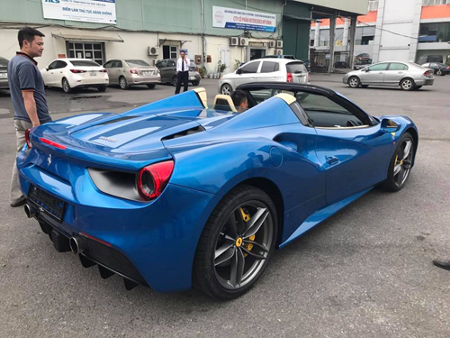 [Ferrari 488 Spider]                          Siêu xe Ferrari 488 Spider đầu tiên về Việt Nam                                             5411