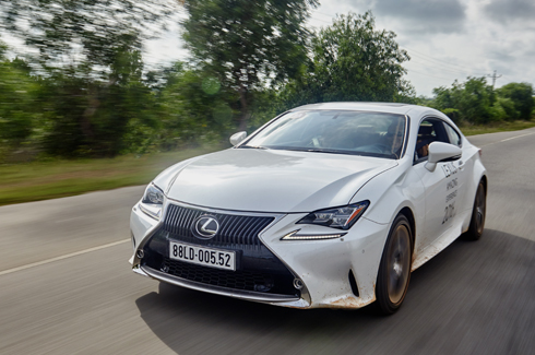 [Lexus RC200t]                          Lexus RC200t - coupe điệu đà cho khách Việt Nam                                             5513