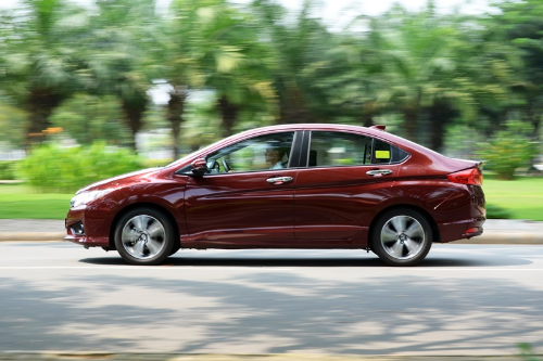 [Honda Civic]                           Cơ hội lái thử Honda Civic thế hệ mới                                             7623