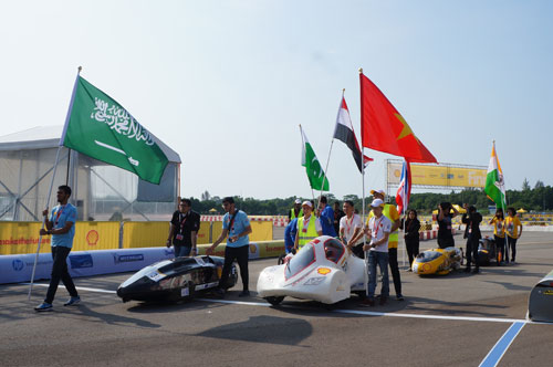 [Shell Eco-marathon]                           Sinh viên Việt thi xe chạy hàng trăm km với một lít nhiên liệu                                             7263