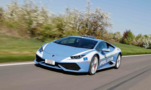 [Siêu xe]                           Cảnh sát Italy tuần tra bằng Lamborghini Huracan                                             7582