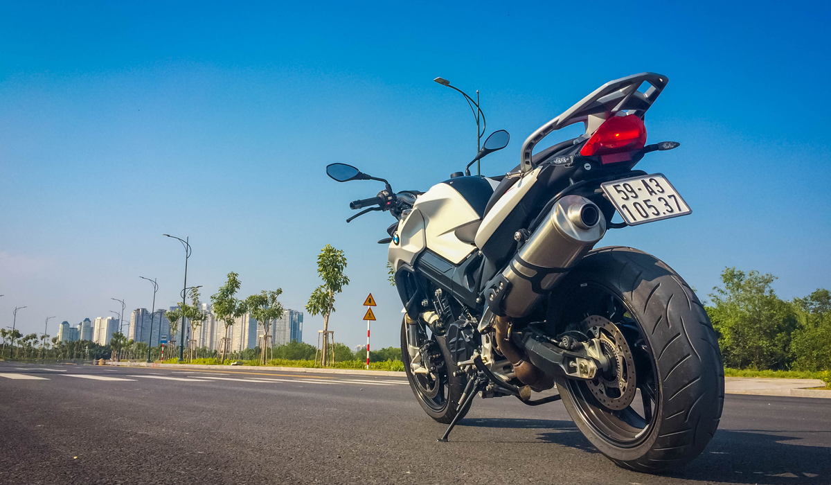 [BMW]                       F800R - nakedbike đường phố đậm chất châu Âu                                     8133