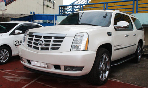 [Cadillac Escalade]                           'Khủng long' Cadillac Escalade 2007 giá 1,2 tỷ tại Việt Nam                                             8264