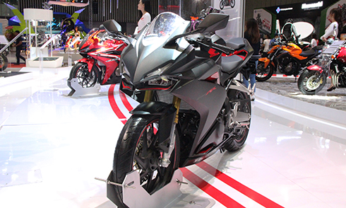 [Honda CBR250RR]                           Sportbike Honda CBR250RR 2017 đầu tiên về Việt Nam                                             8470